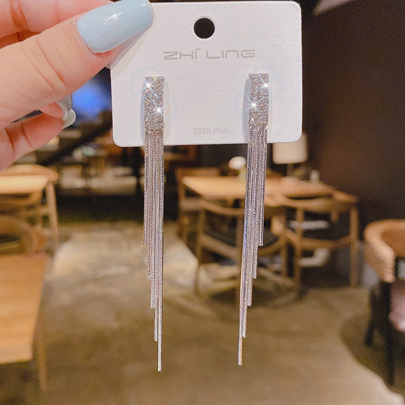 2025 Trend Simulation Pearl Long Earrings Female Moon Star Flower Rhinestone Wedding Pendant Earrings Fashion Korean Jewelry Earrings