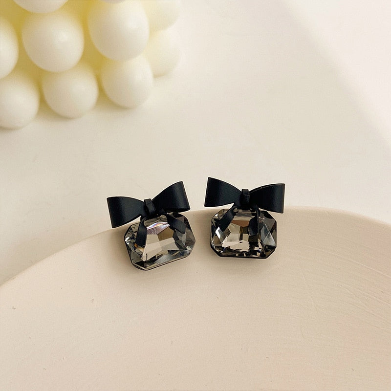 2025 Earrings Asymmetrical Round Hollow Round Black Stud Earrings Rhinestone Accessories For Women pendientes mujer