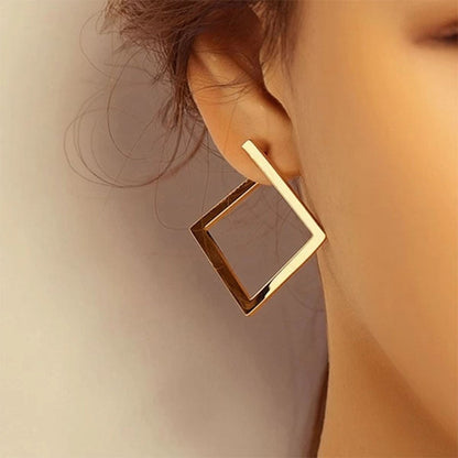 2025 Retro Minimalist Square Earrings Irregular Stud Earrings New Exaggerated Cold Wind Fashion Earring for Women Opening Accessories